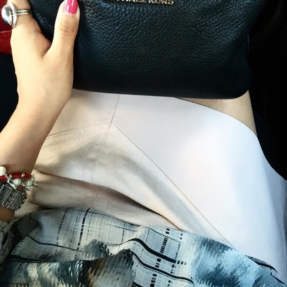 Zara Pink Blush Suede Vegan Leather Mini Zip Skirt (M) - Picture 10 of 13